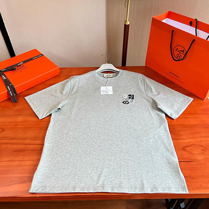 hermes equestrian embroidered chest motif crew neck short sleeve cotton t-shirt